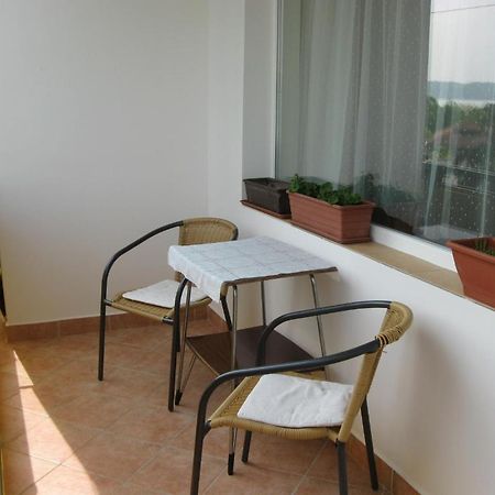 Liliom Apartments Balatonfuered Bilik gambar