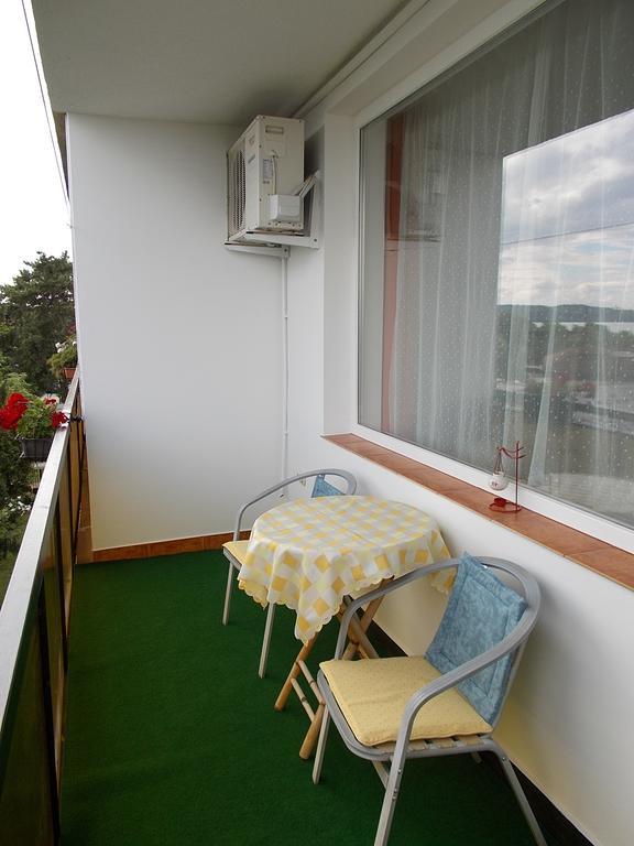 Liliom Apartments Balatonfuered Bilik gambar