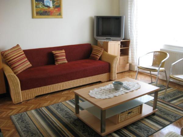 Liliom Apartments Balatonfuered Luaran gambar